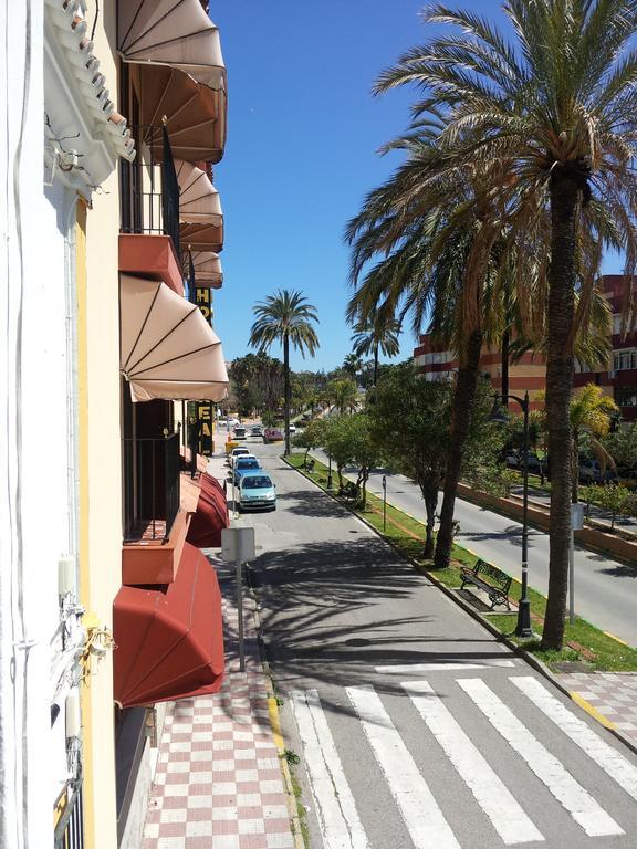 Hotel Real Los Barrios Luaran gambar